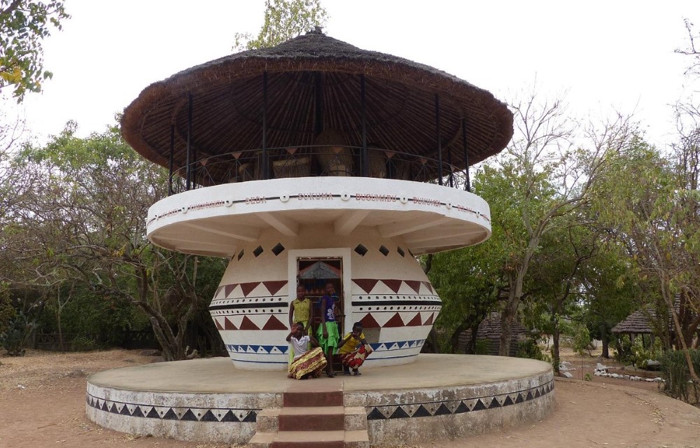 Vanilla Lodge at Sukuma Museum and Cultural Center